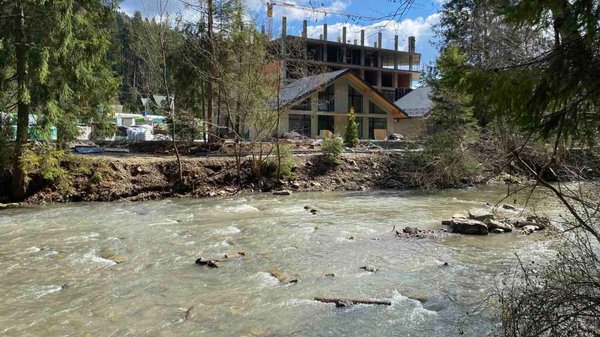 На Львівщині судитимуть інженера за незаконне захоплення прибережної зони річки