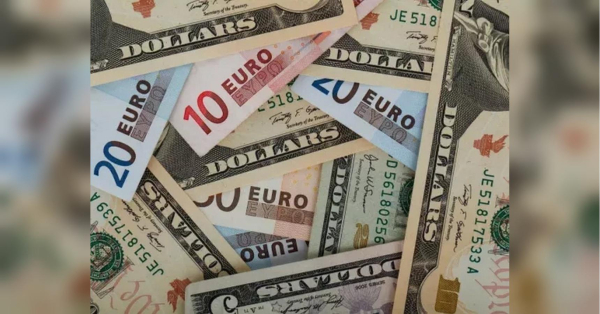 Новий історичний рекорд курсу долара: як війна на Близькому Сході впливає на валютний ринок