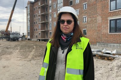 "Я справді вражений": делегація з Європи оглянула будинок для ВПО, який планують здати у вересні на Рівненщині