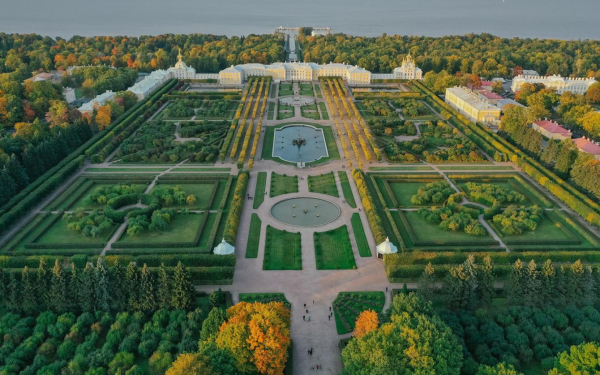 Петергоф, Санкт-Петербург