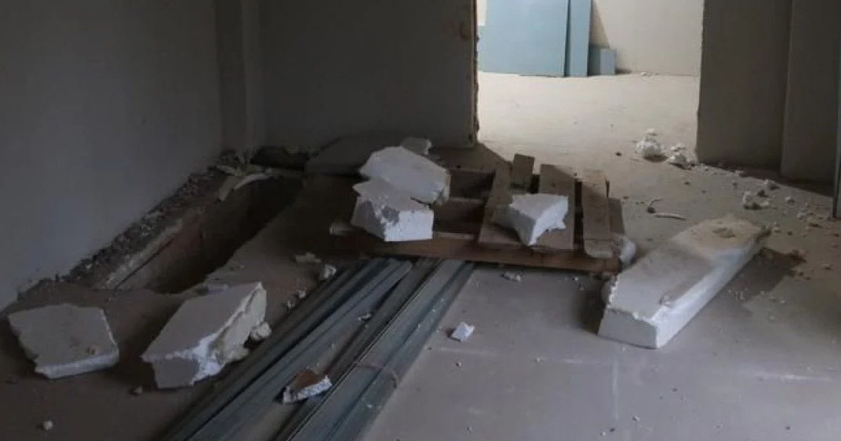 Пінопласт замість перекриття: на Прикарпатті через недбалість забудовника загинув 16-річний "підсобник" Пінопласт замість перекриття: на Прикарпатті через недбалість забудовника загинув 16-річний "підсобник"