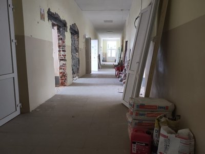 На Тернопільщині перебудовують школу на житло для ВПО