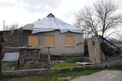 "Дайте мені 500 тисяч, я почну роботи": жителі Дніпропетровщини три місяці не можуть отримати гроші за "єВідновленням"