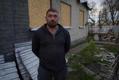 "Дайте мені 500 тисяч, я почну роботи": жителі Дніпропетровщини три місяці не можуть отримати гроші за "єВідновленням"