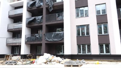 У Житомирі добудовують чотири будинки для переселенців: що відомо про житло