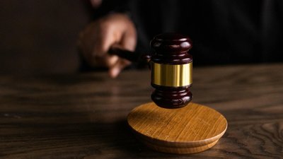 У Франківську апеляційний суд залишив без змін запобіжний захід директору “Архітектурно-планувального бюро”