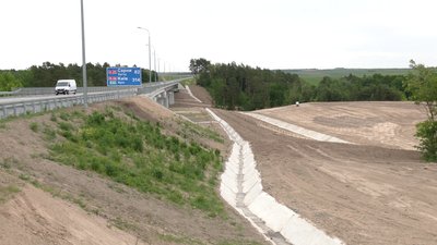 Майже 2 мільярди гривень і шість років робіт: на Північному обході Рівного відкрили рух транспорту