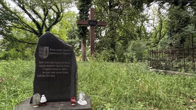 "Виглядає як самовільне захоплення території": що кажуть про будівельні роботи поблизу цвинтаря в Ужгороді