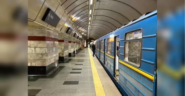 У Києві рекордно зросла вартість проїзду: скільки тепер коштують метро, автобуси й маршрутки