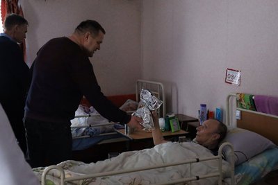 Літні люди, які перебувають у стаціонарному відділенні Центру надання соціальних послуг Біляївської сільради