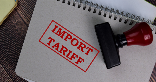 Америка запровадила нові тарифи для 60 країн-торговельних партнерів.