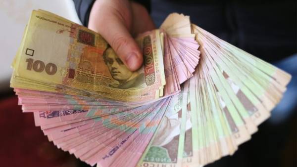 Уряд запровадив модель фінансування послуг з підтриманого проживання, що базується на принципі…