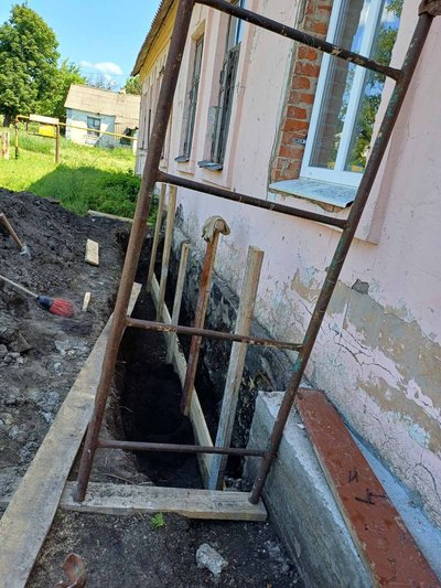 У Закутнівці розпочали роботи з реконструкції колишнього фельдшерсько-акушерського пункту для облаштування реабілітаційного центру