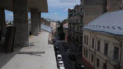 Забудова на Шептицького, 7 у Чернівцях