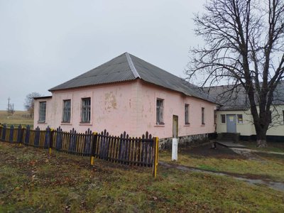 Фельдшерсько-акушерський пункт у Закутнівці Біляївської громади, в якому планують облаштувати реабілітаційний центр