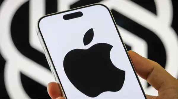 Вартість акцій Apple знизилася на 10%, компанія ризикує втратити $500 млрд ринкової вартості: що сталося