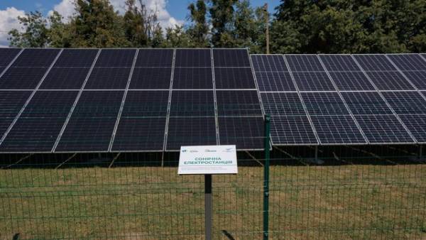 “Кернел” разом із закордонними партнерами встановлює сонячні електростанції в громадах поблизу лінії фронту: перші 7 установок потужністю 345 кВт вже функціонують