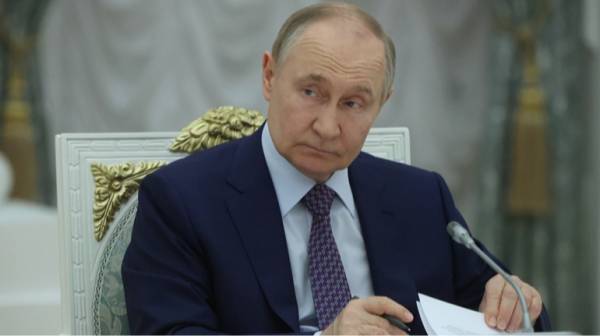 Власти РФ получат возможность изымать у бизнеса склады, не обладающие достаточной защитой от беспилотников, на неограниченный срок.