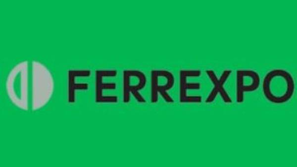 Ferrexpo зупинила виробництво в Україні, на судно, що перевозило котуни вартістю 5-6 мільйонів доларів і було атаковане ворогами, тягнуть до порту.