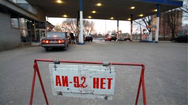 Переробка нафти в Росії залишається на найнижчому рівні за останні два десятиліття