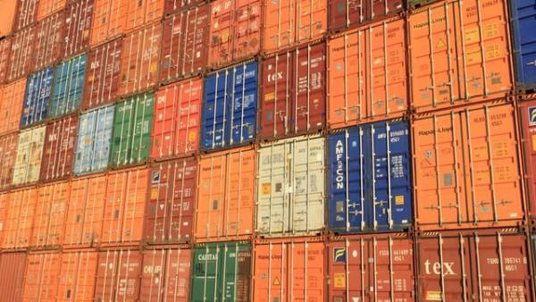 Бізнес пропонує тимчасово послабити правила щодо позначення продукції