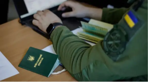 Уряд доручив податковій службі надати Міністерству оборони інформацію про чоловіків віком від 18 до 60 років.