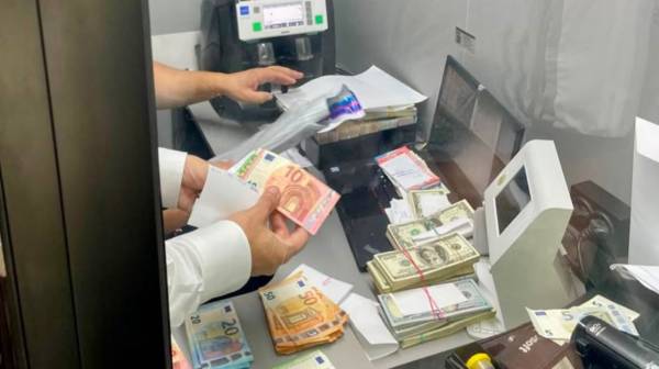 У Києві виявили підпільні обмінники валют